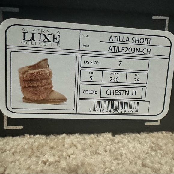 Australia Luxe Collective Atilla Short Chestnut Chain Boots size 7 Brand New - Picture 3 of 6